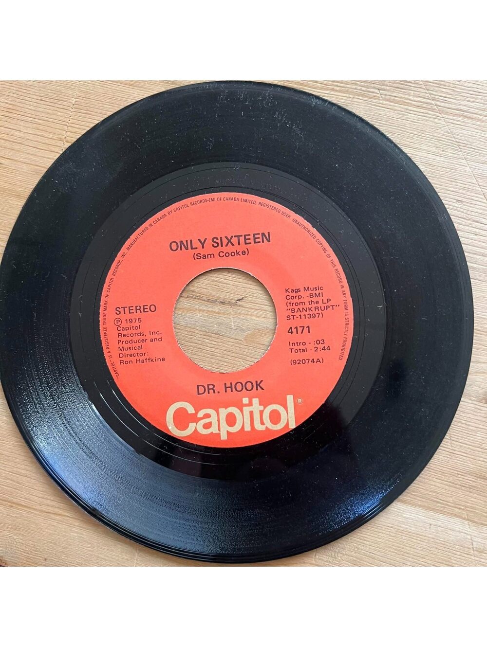 Dr. Hook - Only Sixteen/Let me be your Lover 45rpm VG+ R19
